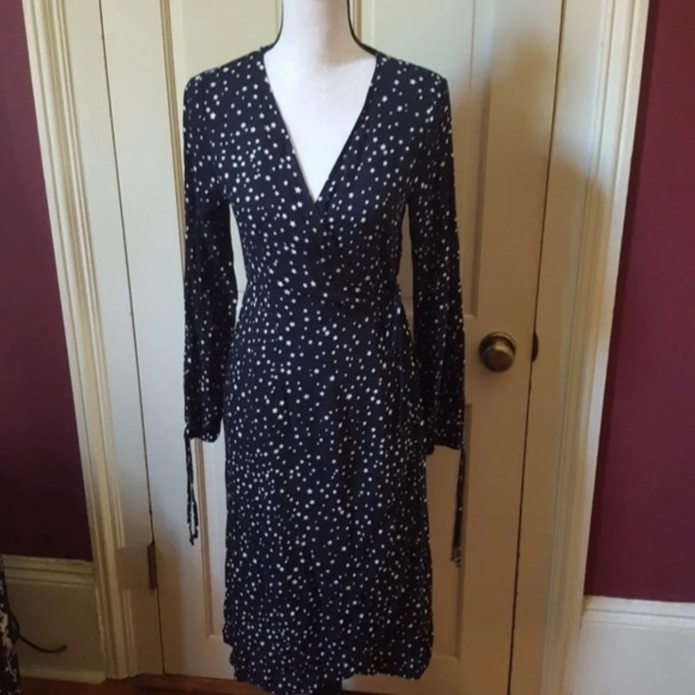 Wild fable star dress - Picture 2 of 3